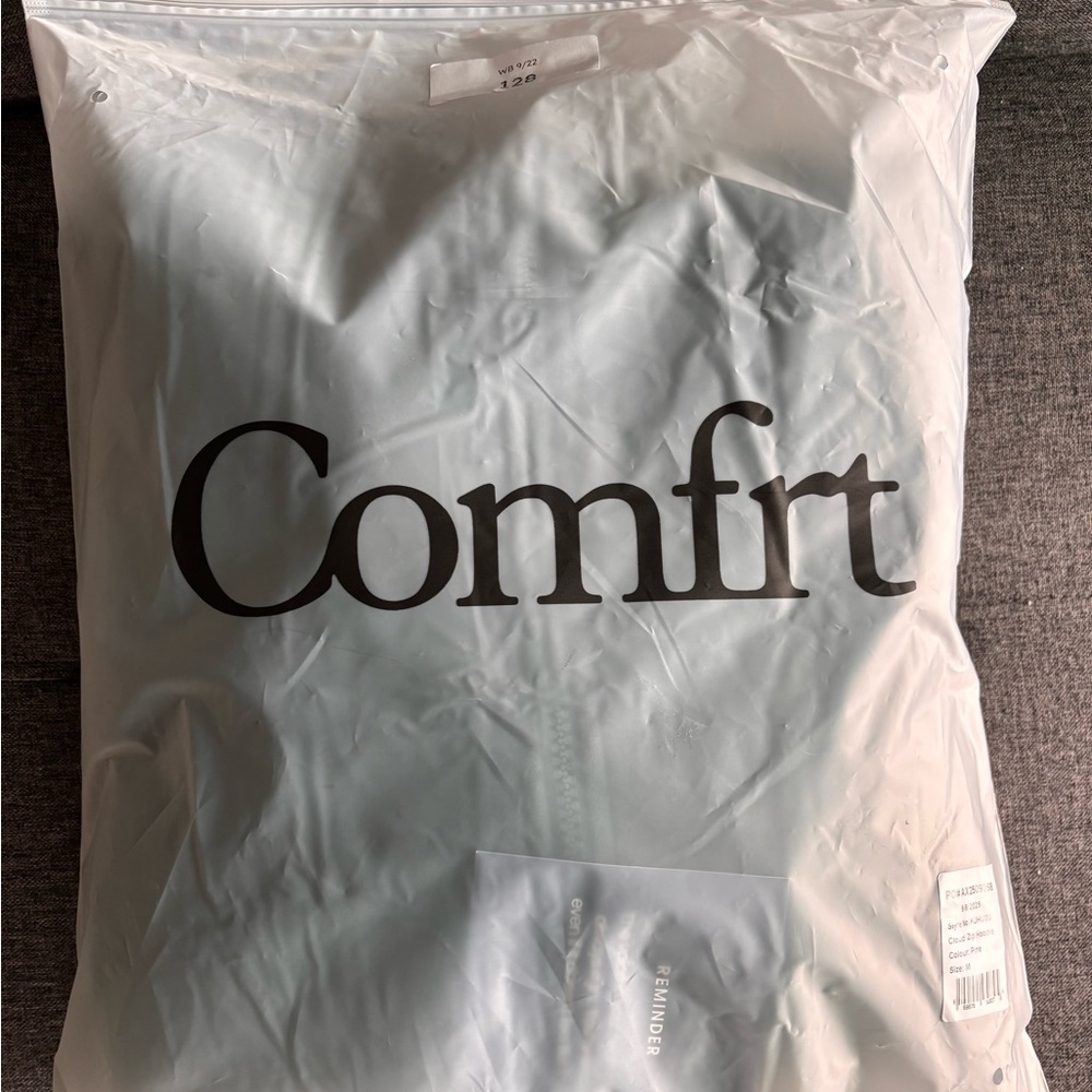 Comfrt Unisex Cloud Zip Hoodie Mega in Pine - Picture 4 of 4